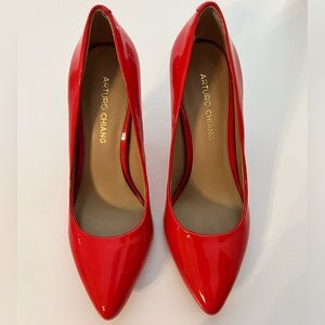 Arturo Chiang Coral Patent Leather Pumps
